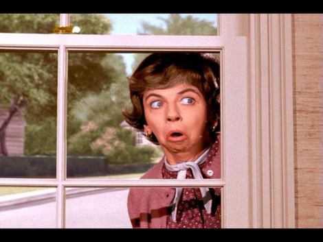 Alice Pearce played the 1960s’ quintessential nosy neighbor. (Screenshot: Bewitched)